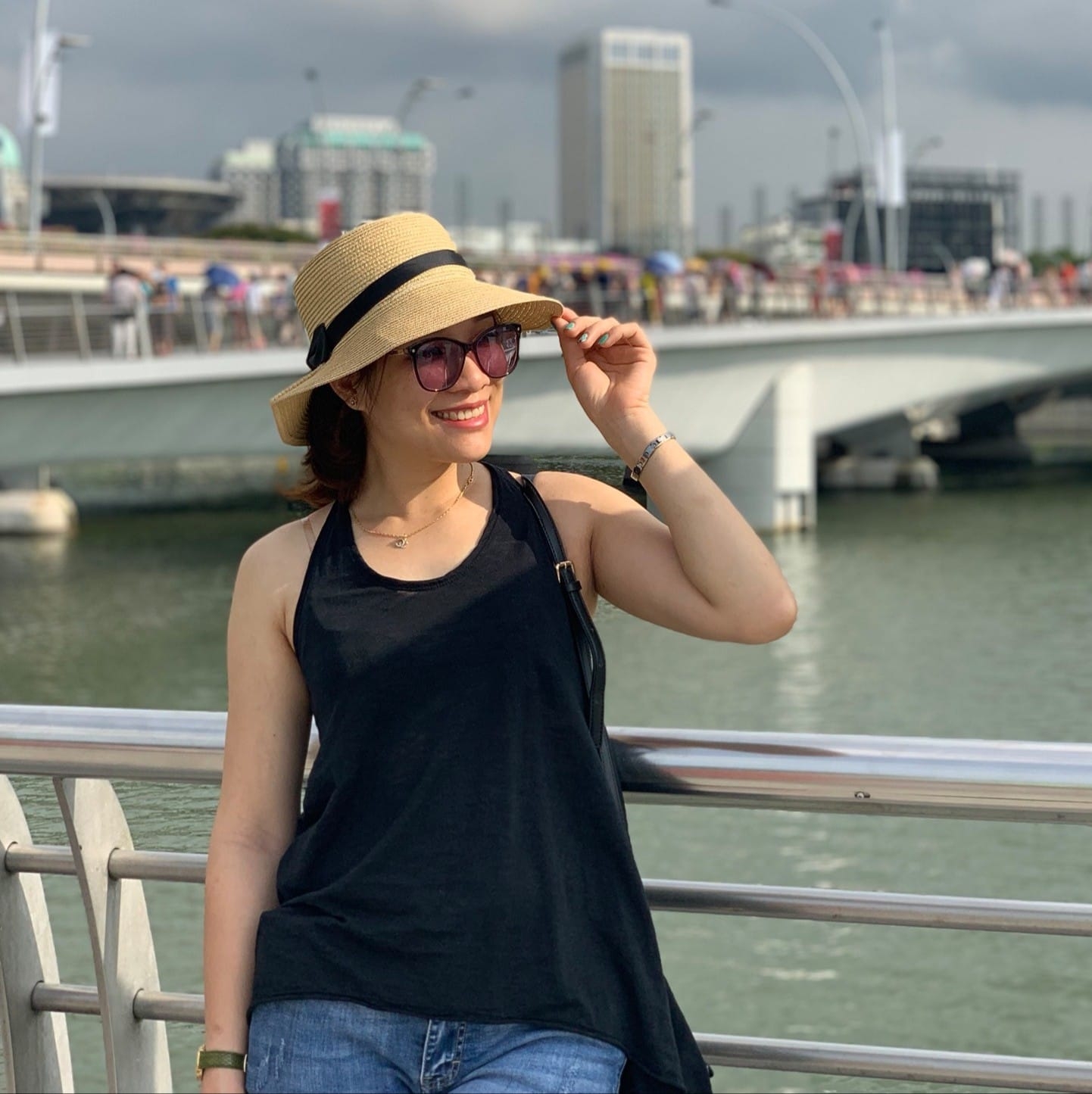 Video giới thiệu