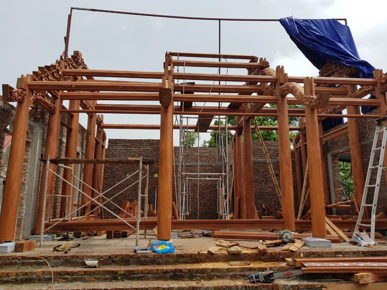 Nhà gỗ Lim 3 gian M1 - Nhagosenviet.com 1 Nhà gỗ Lim 3 gian M1 - Nhagosenviet.com