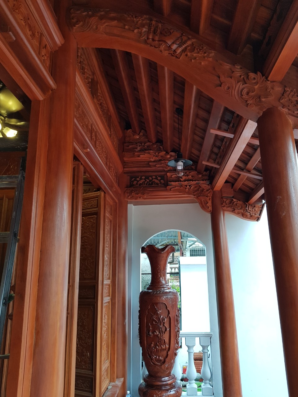 Nhà gỗ Lim 3 gian M1 - Nhagosenviet.com 2 Nhà gỗ Lim 3 gian M1 - Nhagosenviet.com